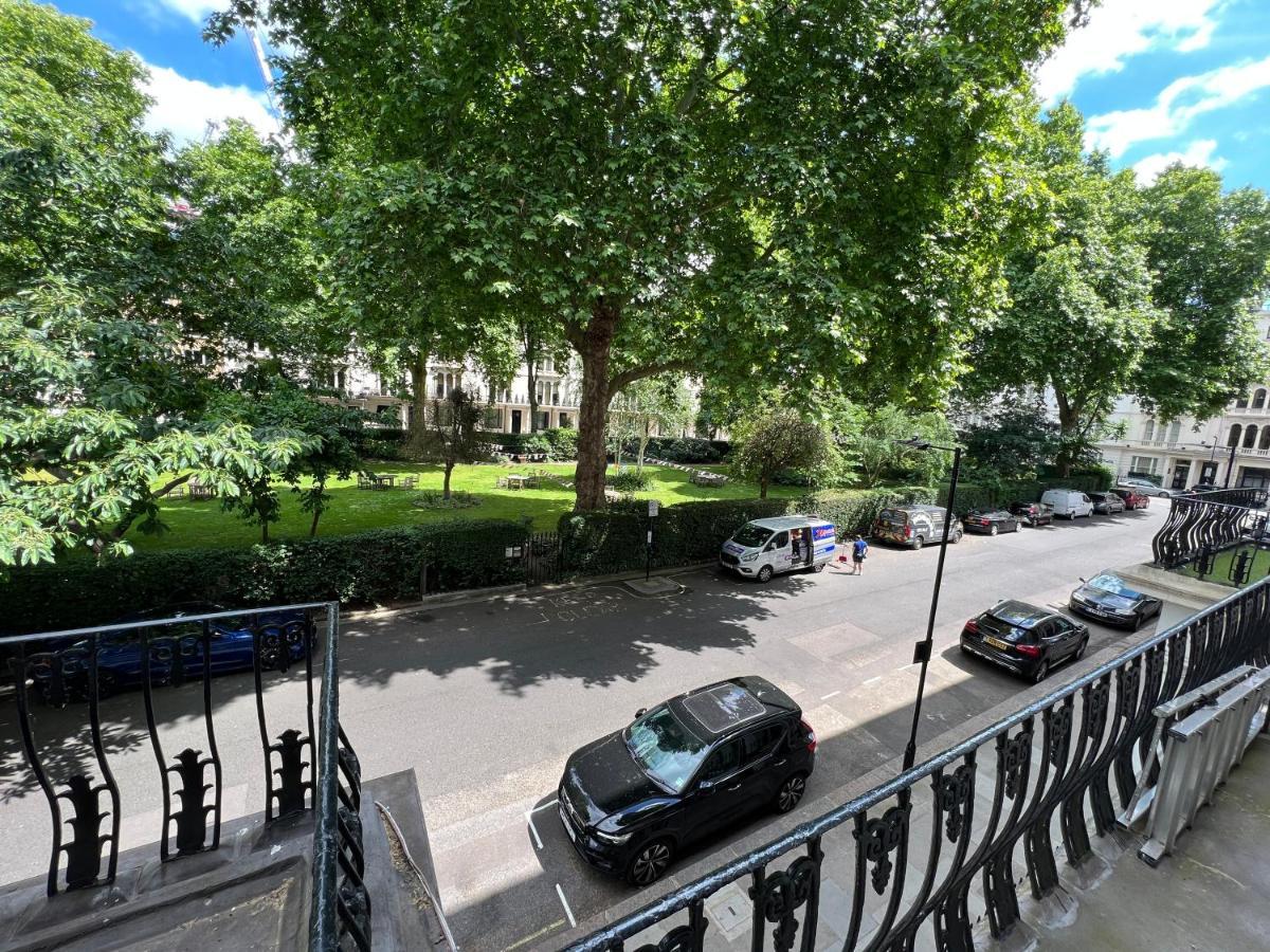 Hyde Park Studio Has Private Balcony With Tranquil Garden View London Ngoại thất bức ảnh