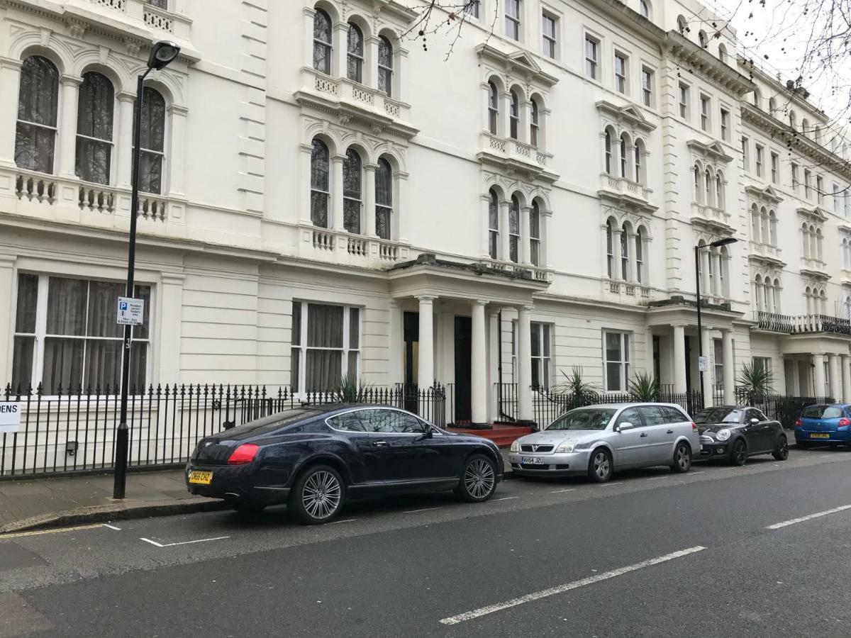 Hyde Park Studio Has Private Balcony With Tranquil Garden View London Ngoại thất bức ảnh